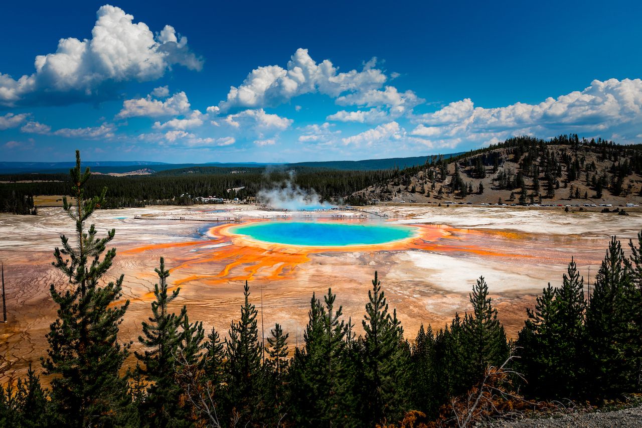 yellowstone - natural wonders of the world