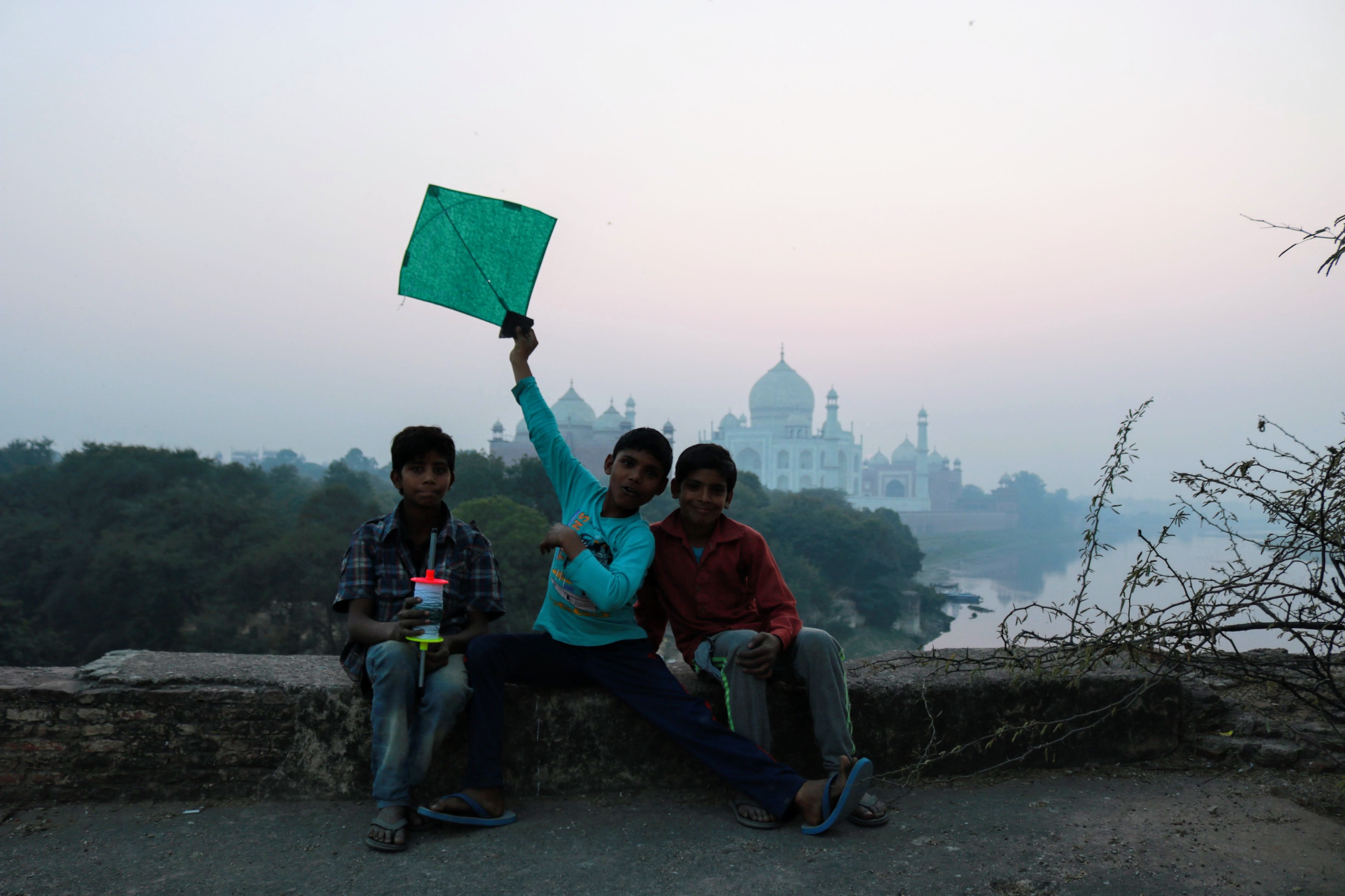 Alternate view of Taj Mahal