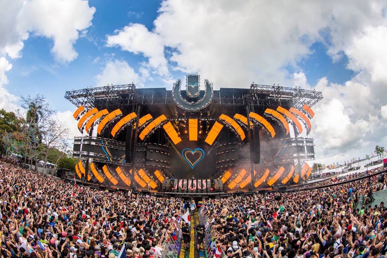 Miami Music Week festival crowds